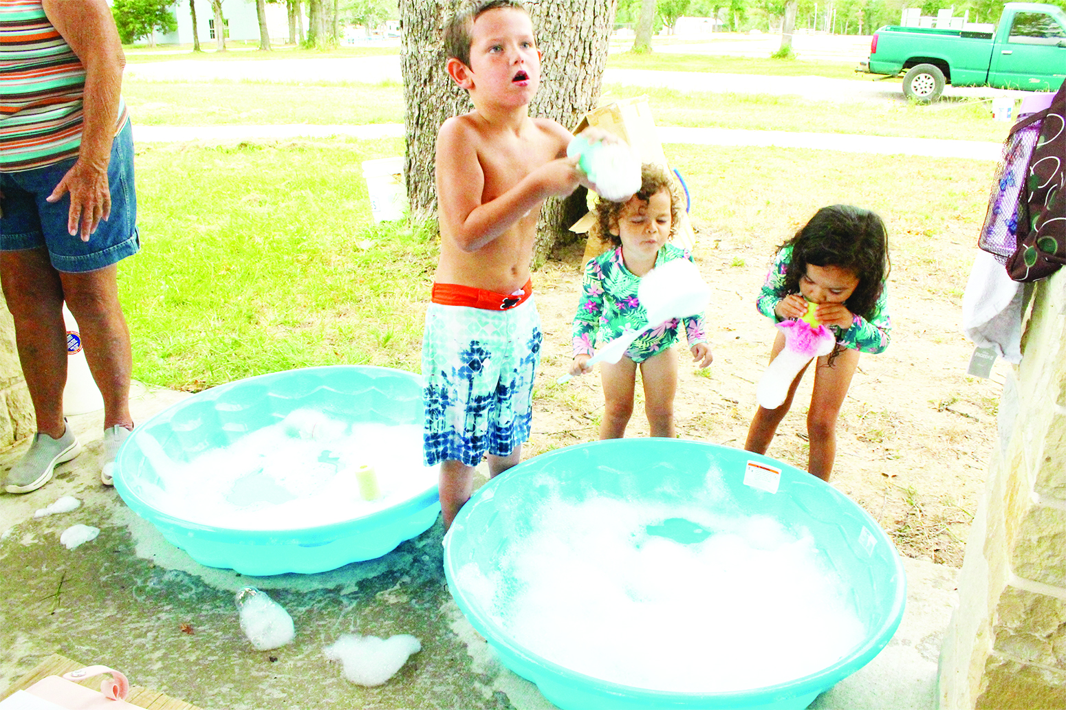 Bubble pool