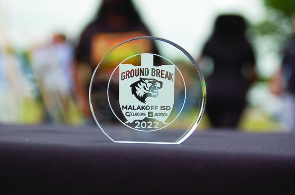 New Malakoff High School breaks ground 